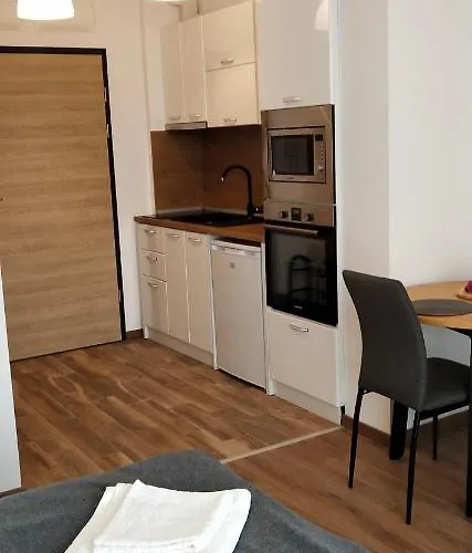 Allure Varna Apartamento *