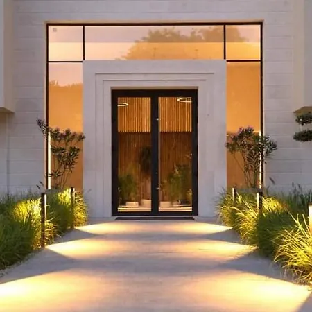 Allure Varna Apartamento *