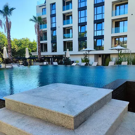 Allure Varna